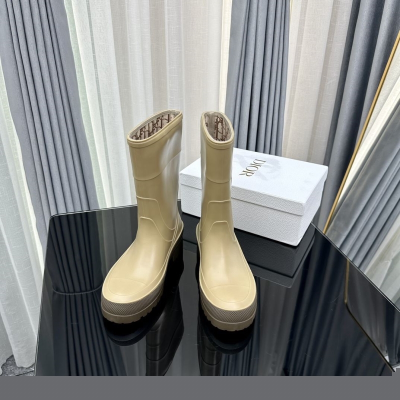 ch**an D*or boots